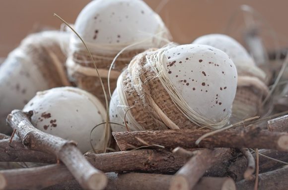 Natural Easter Centrepiece